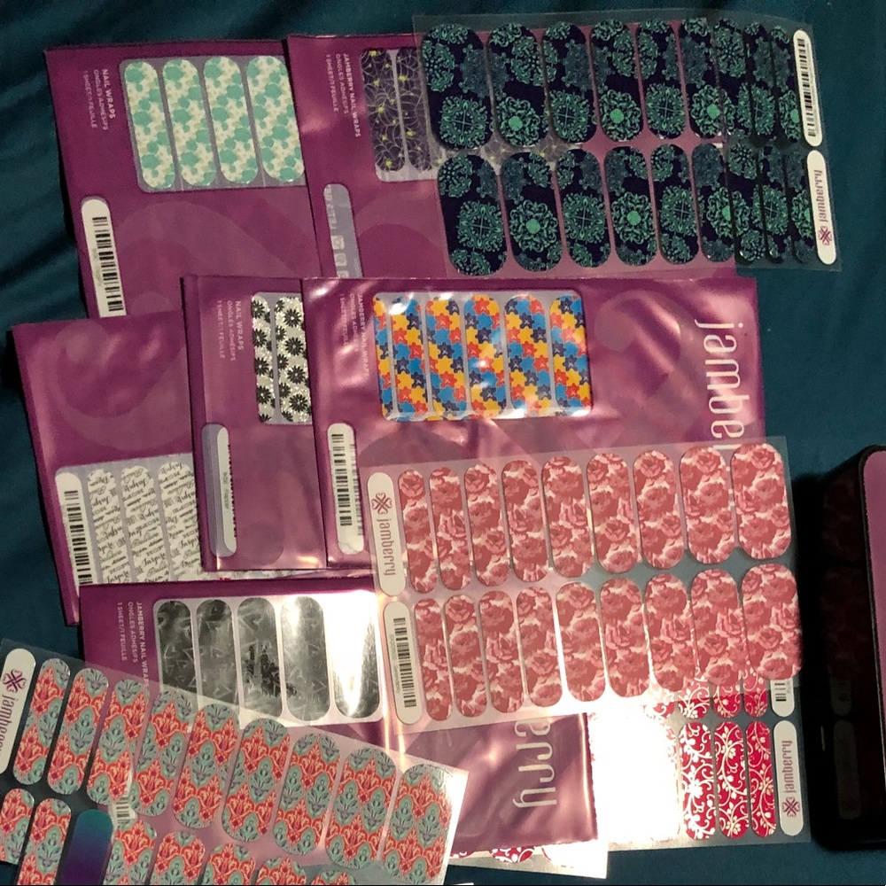 Assorted 21 Jamberry sheets.